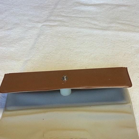 FINAL SALE PRICE Sunglasses & Glasses Cases + Bags for Makeup or Whatever - Picture 5 of 6